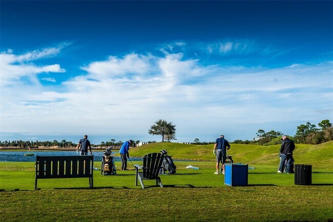 Foto del edificio - 14051 Heritage Landing Blvd