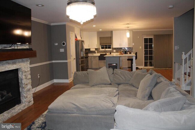 Building Photo - 4612 Ashforth Way