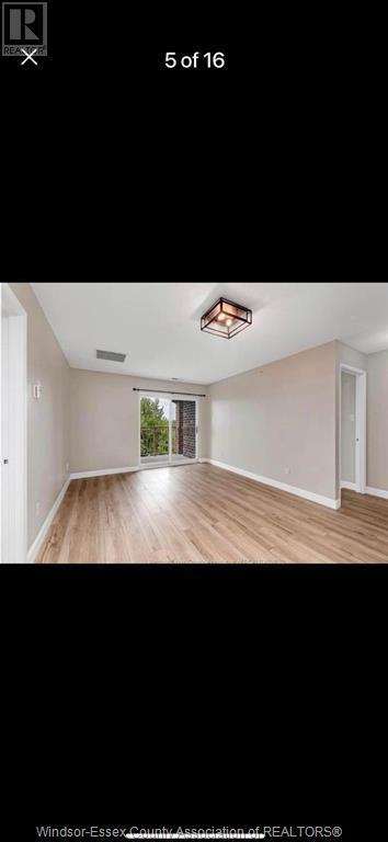 Building Photo - 3160 Wildwood Dr