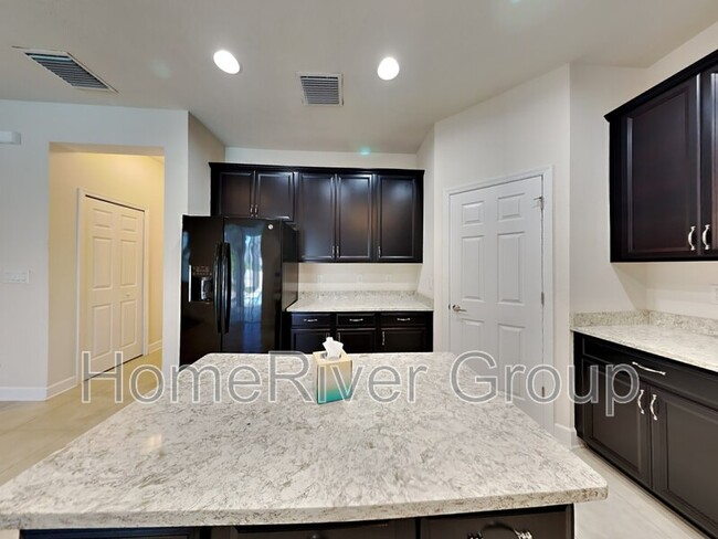 Foto del edificio - 10459 Flagstaff Falls Ave