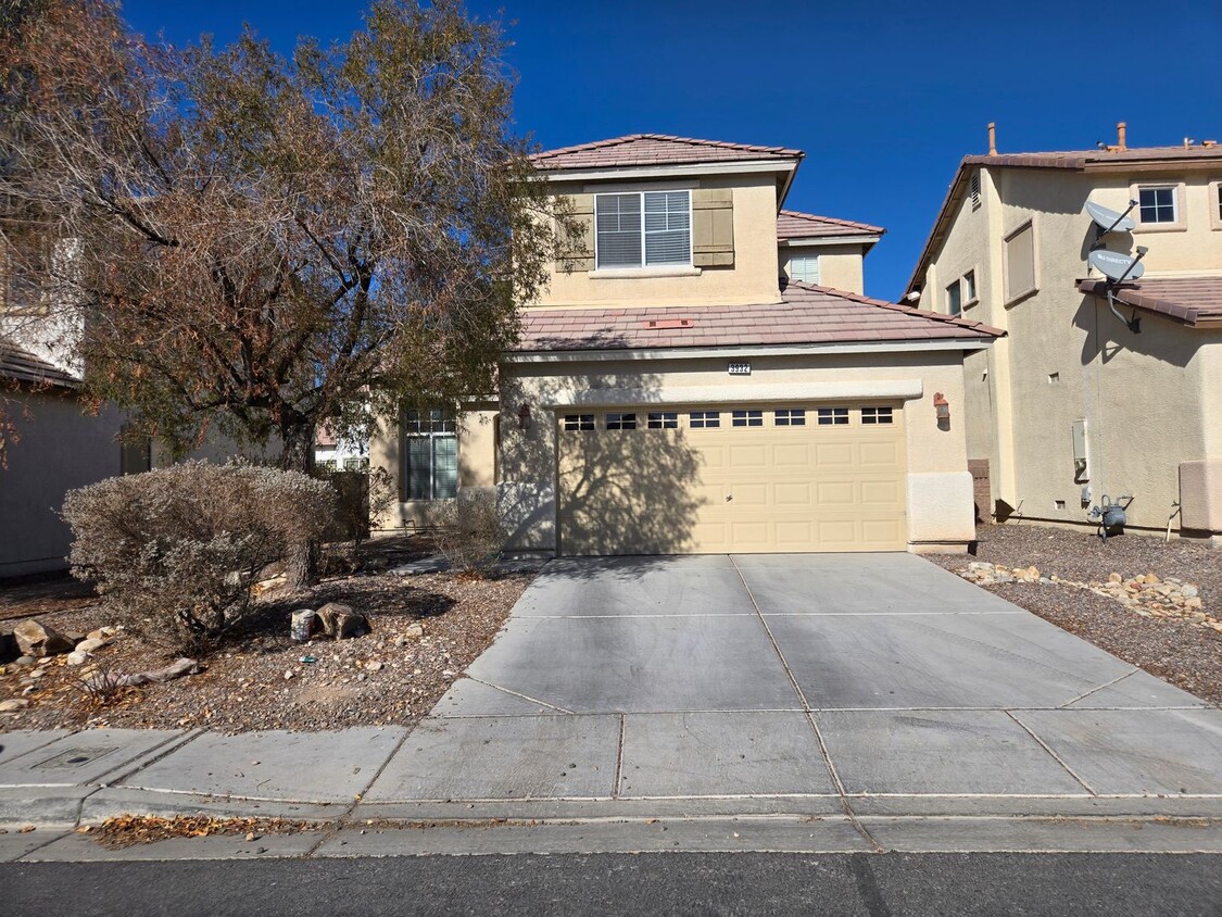 Primary Photo - A Fabulous 3 Bedroom Home Close to the VA ...