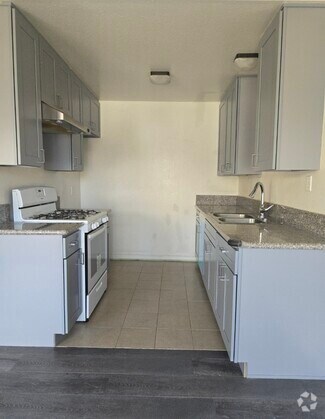 Building Photo - 7322 Cerritos Ave