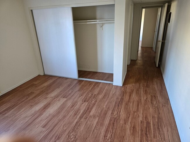 Foto del interior - Santa Ana Ross Tower LLC