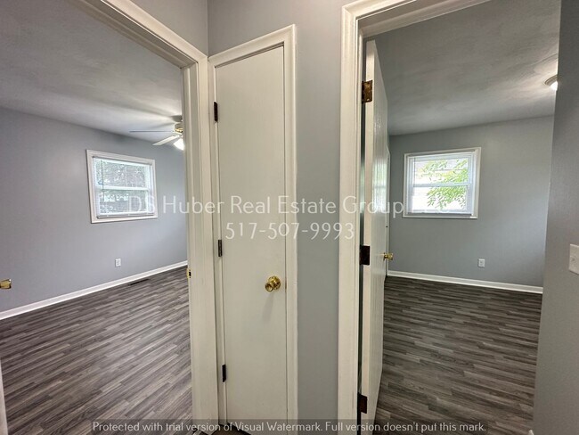 Building Photo - 5916 Piper Ave