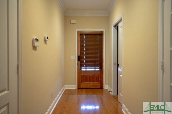 Foto del edificio - 127 Ventura Pl