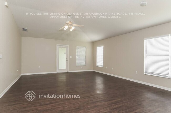 Foto del edificio - 1545 Turtle Rock Dr