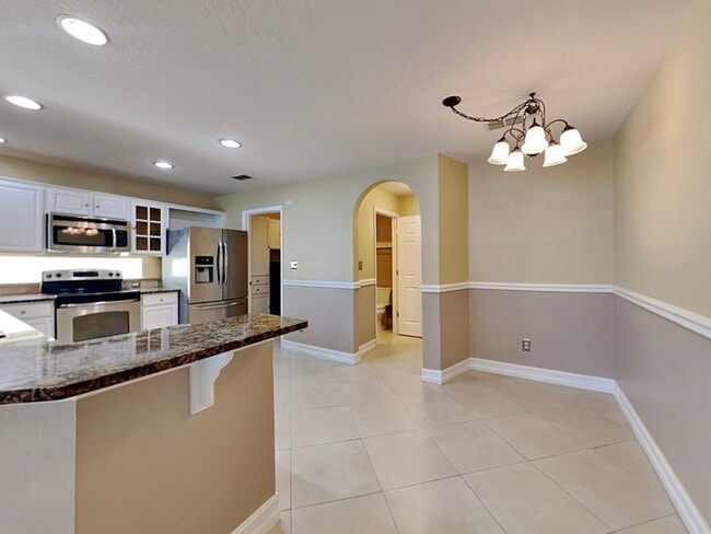 Building Photo - 2831 Strand Cir