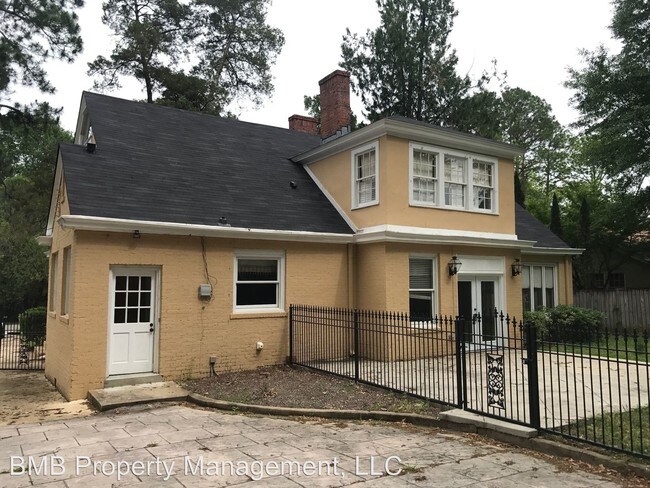 Building Photo - 3310 Le Bron Rd