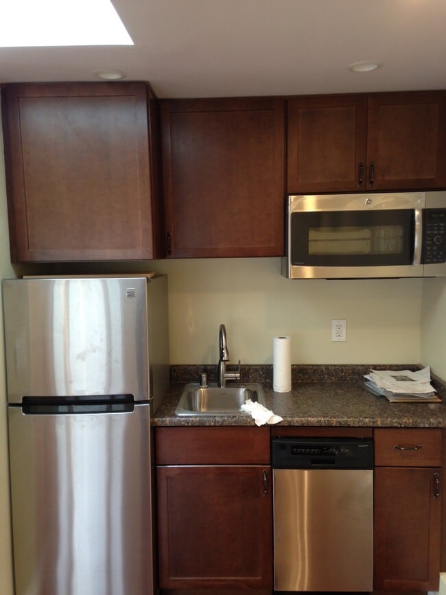 Foto del edificio - 445 West Portal Ave