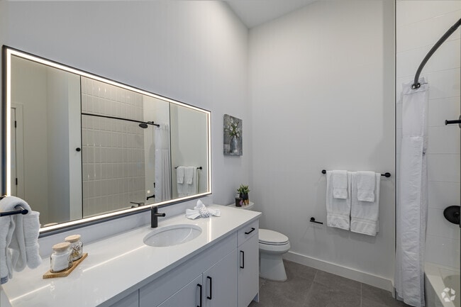 1BR, 1BA - 674SF - Bathroom - The Alice