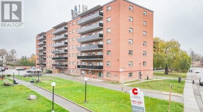 Building Photo - 1061 Seneca Ave