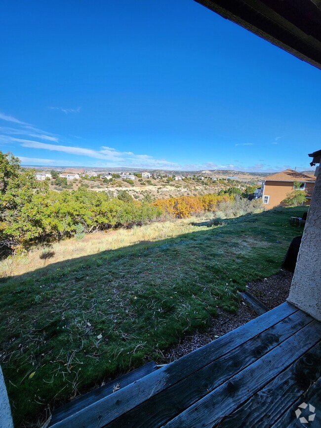 Rear View #1 - 560 Autumn Crest Cir