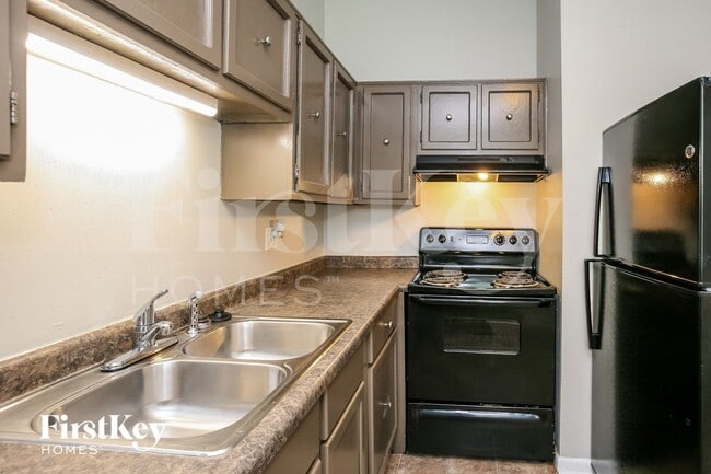 Foto del edificio - 3050 Acoma Dr