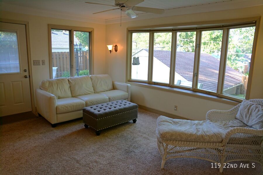 Foto principal - 119 22nd Ave S
