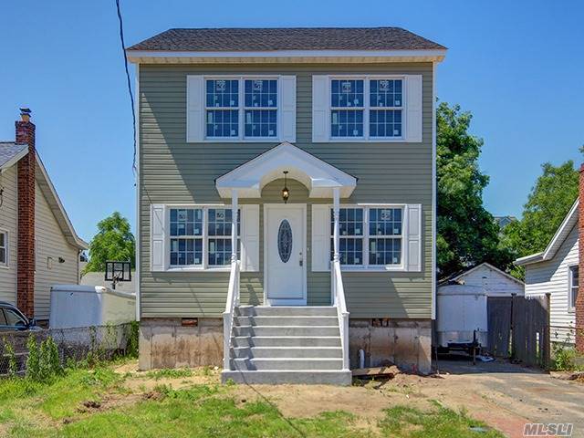 Foto del edificio - 2459 Walters Ct