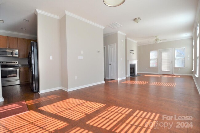 Building Photo - 285 Davidson Gateway Dr