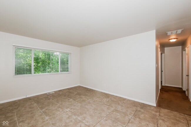 Building Photo - 3131 Acoma Dr