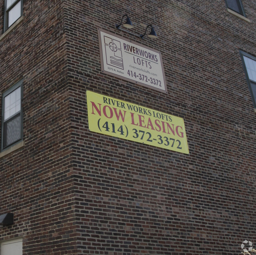 Building Photo - Riverworks Lofts