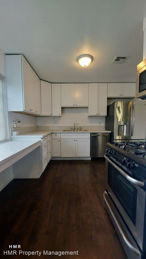 Foto del edificio - 4 br, 2 bath House - 12775 Benson Ave