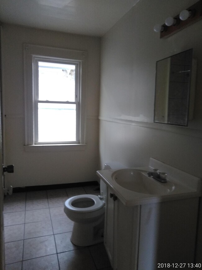 Foto del edificio - 277-79-279 W Lafayette Ave