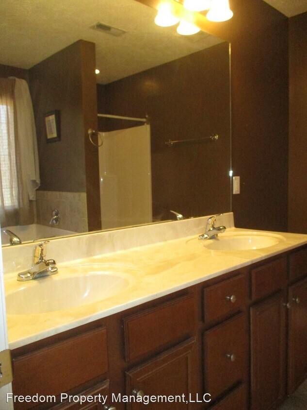 3 br, 2 bath House 514 Old Warden Way House for Rent in Hope Mills, NC