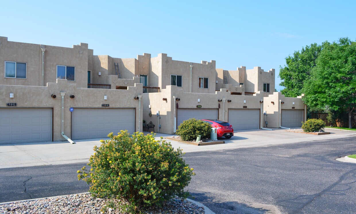 4105 Sunny Vista Heights, Colorado Springs, CO 80918 Townhome Rentals in Colorado Springs CO