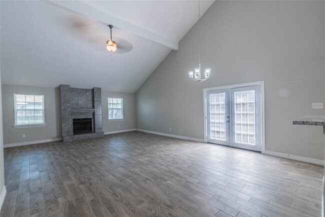 Foto del edificio - 12850 Ashford Creek Dr