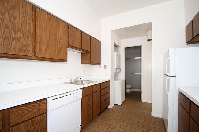 Foto del edificio - 3450 N Elaine Pl