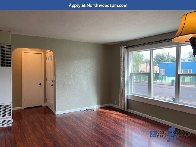 Foto del edificio - Very Charming 2 Bedroom 1 Bath Home