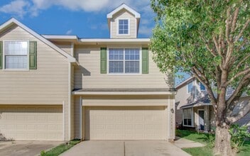 Building Photo - 17230 Oakwood Chase Dr