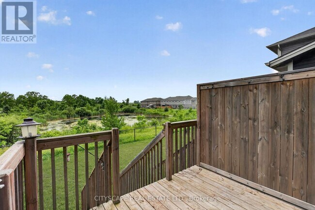 Photo du bâtiment - 27 Lamb Cres