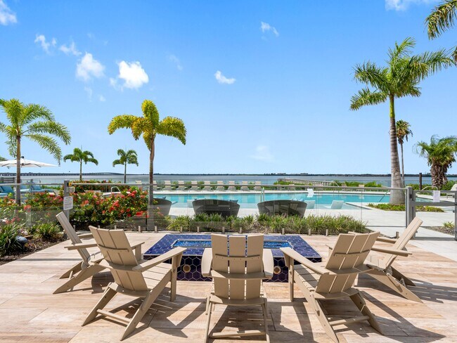 Foto del edificio - Bainbridge Bayview