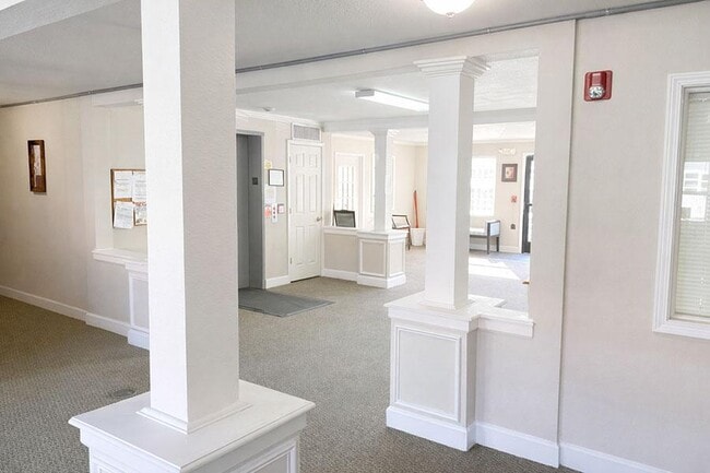 Building Photo - PENNYRILE SENIOR APARTMENTS