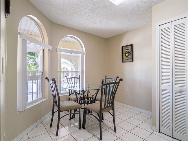Foto del edificio - 3204 Sabal Palms Ct