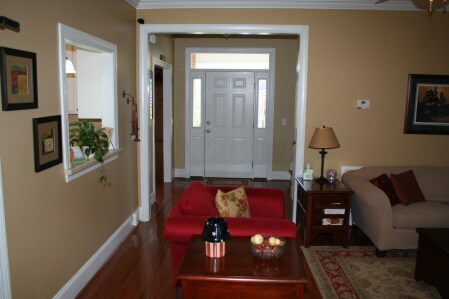 Foto del edificio - 321 Beaumont Park Cir