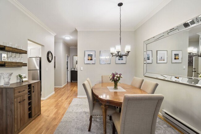 Photo - SEPTEMBER 1 Charlestown 2 bedroom on High St House