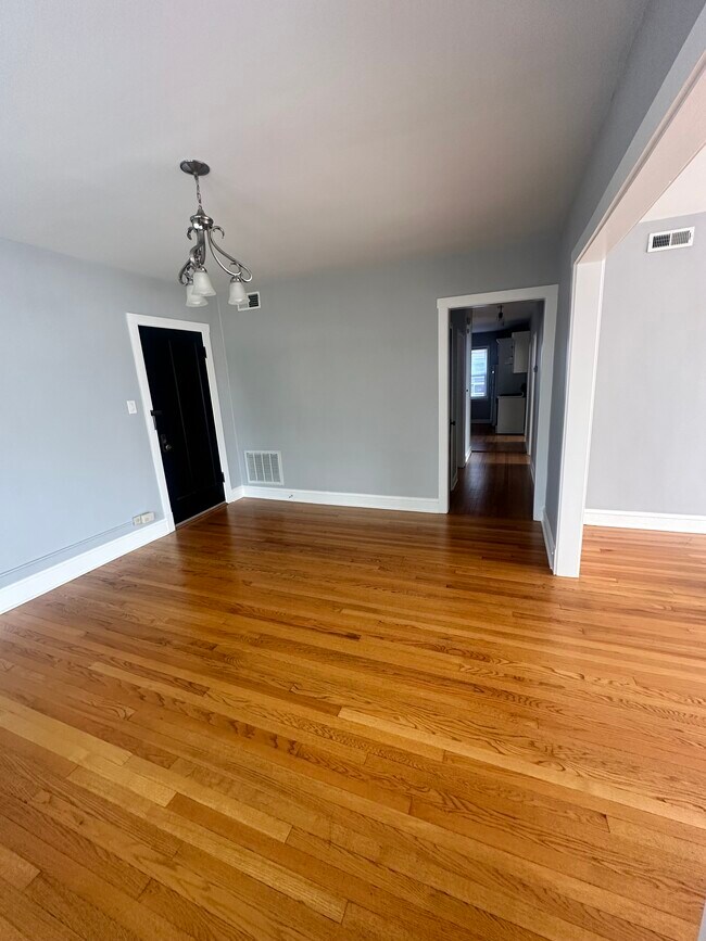 Foto del edificio - 3935 N Major Ave