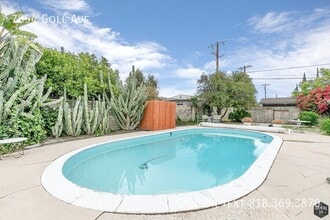 Building Photo - 7854 Goll Ave