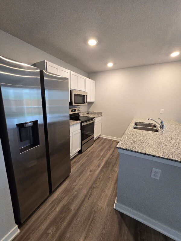 Foto del edificio - 5653 Brookview Ave