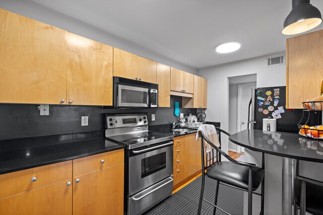 Foto del edificio - 3501 Roswell Rd NE