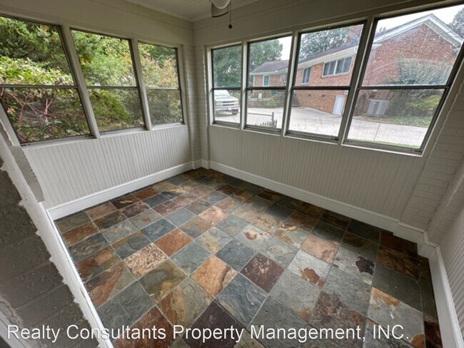 Foto del edificio - 3 br, 2 bath House - 1504 Pinehurst Drive