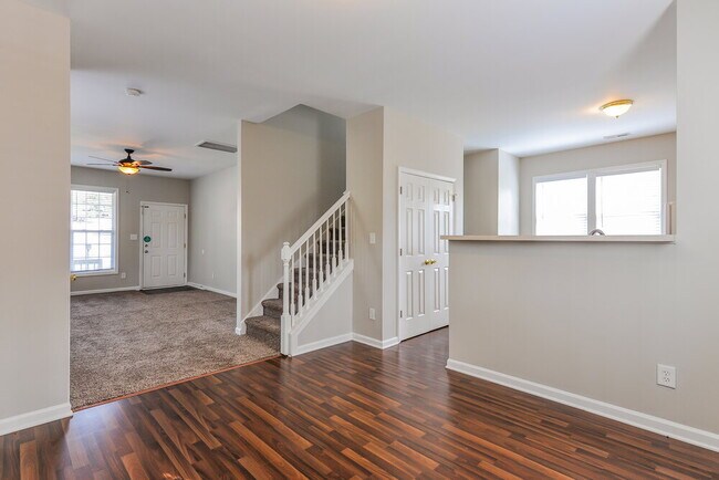 Foto del edificio - 3879 Pin Oak Rd