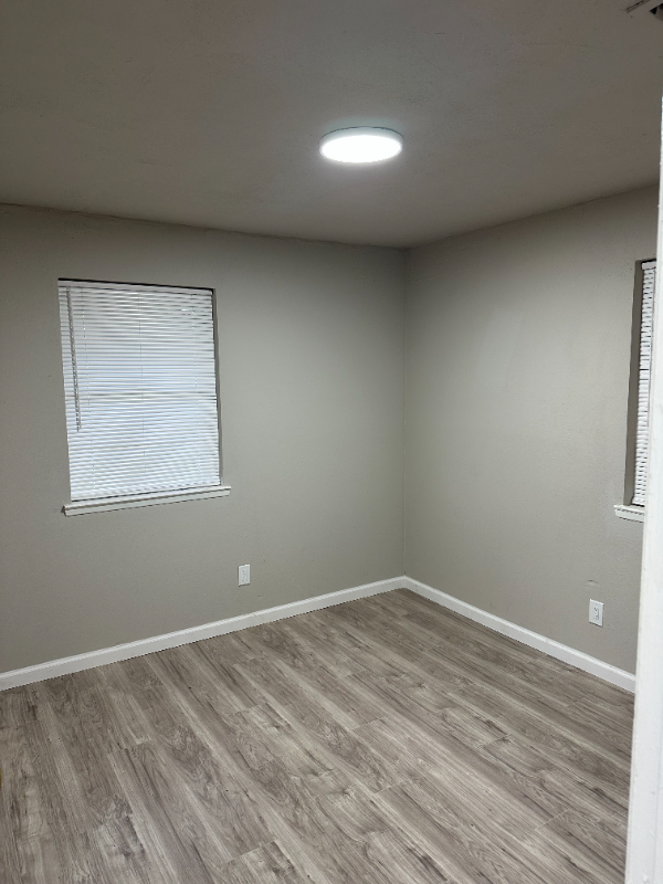 Building Photo - 4029 Stagecoach Cir