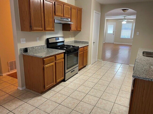 Foto del edificio - 1404 Somerset Dr