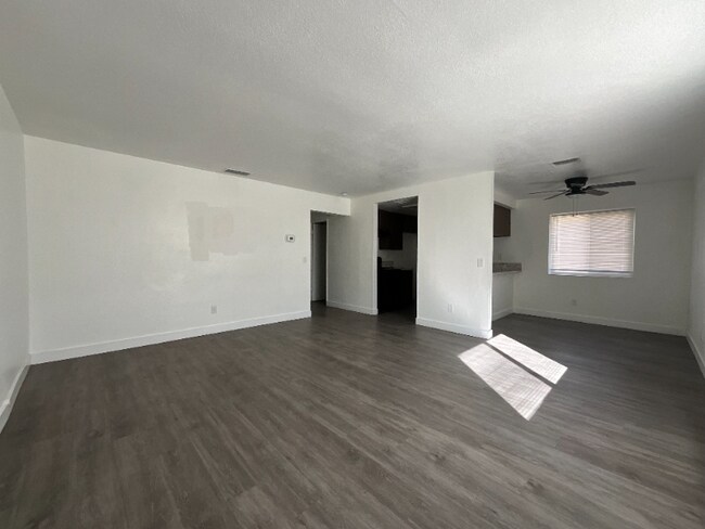 Building Photo - 15866 Sago Rd