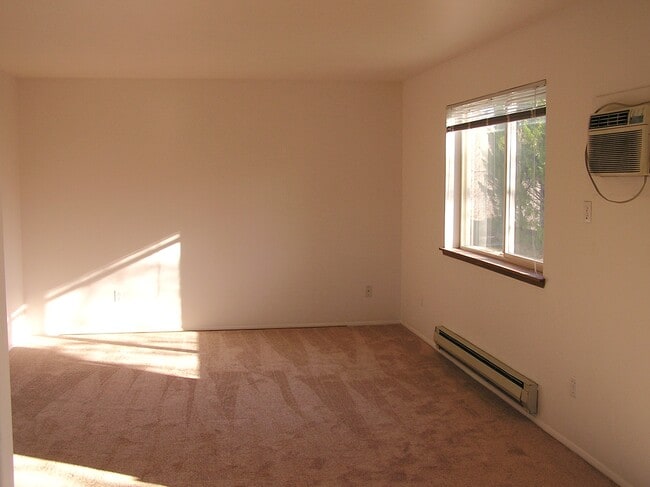 Foto del edificio - 240 5th St NE
