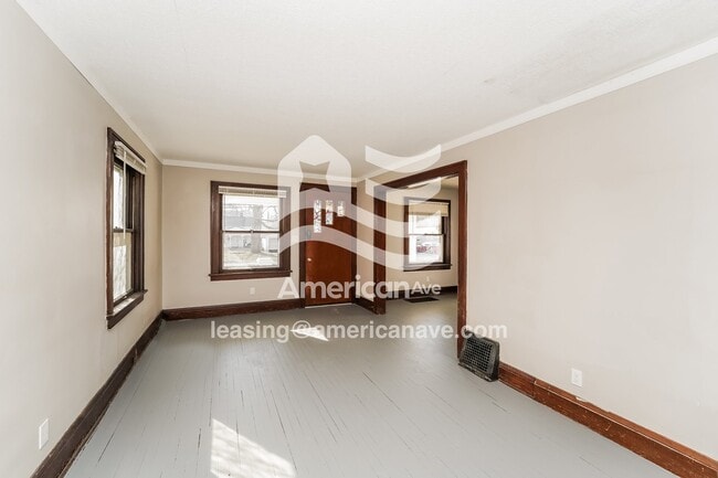 Building Photo - 1065 Murray Ave