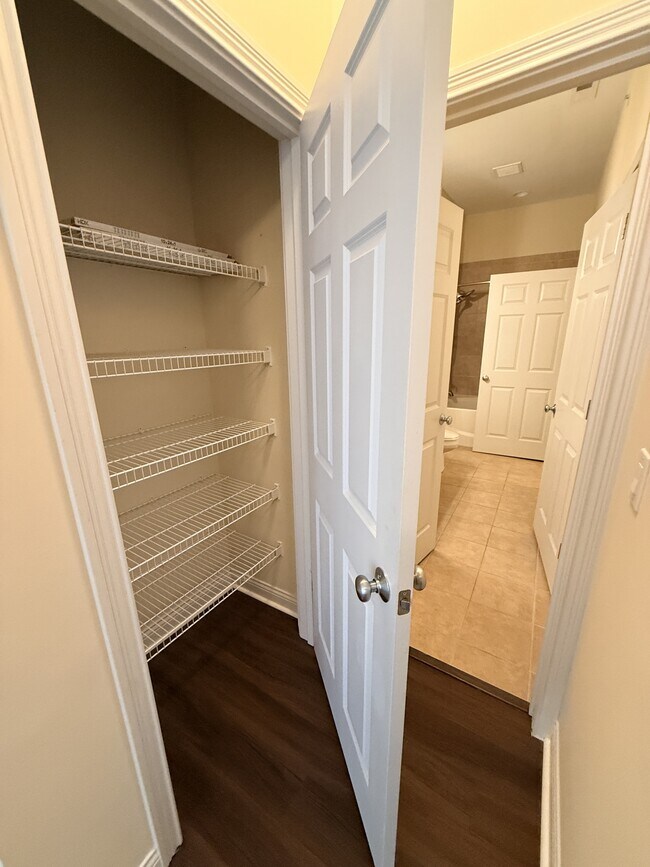 Foto del edificio - 252 Stetson St