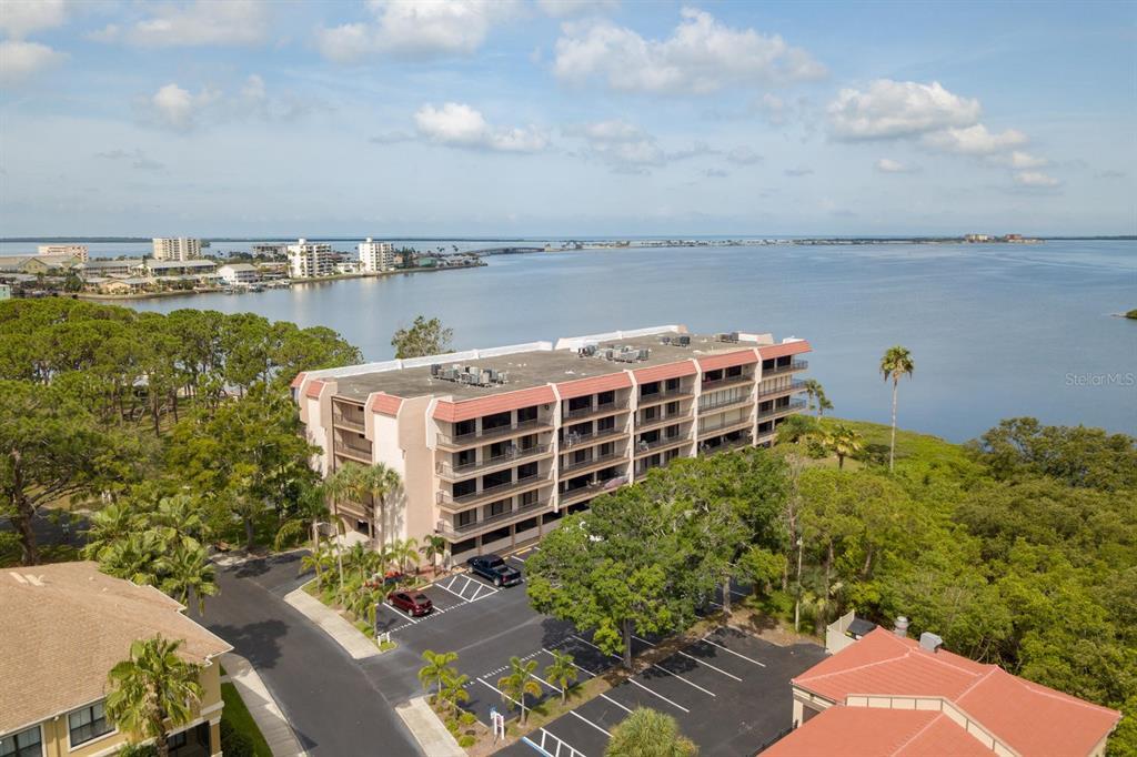 Primary Photo - 2700 Bayshore Blvd