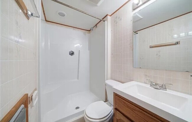 Foto del edificio - 1176 Rosedale Dr